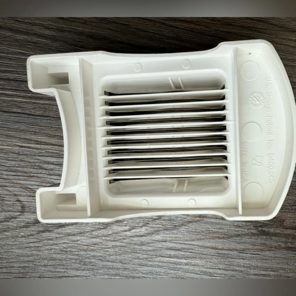 Pampered Chef Egg‎ Slicer